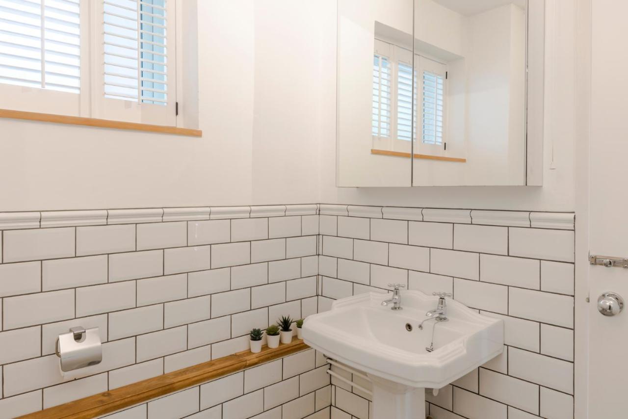 Central Euston One Bedroom Home Лондон Екстериор снимка
